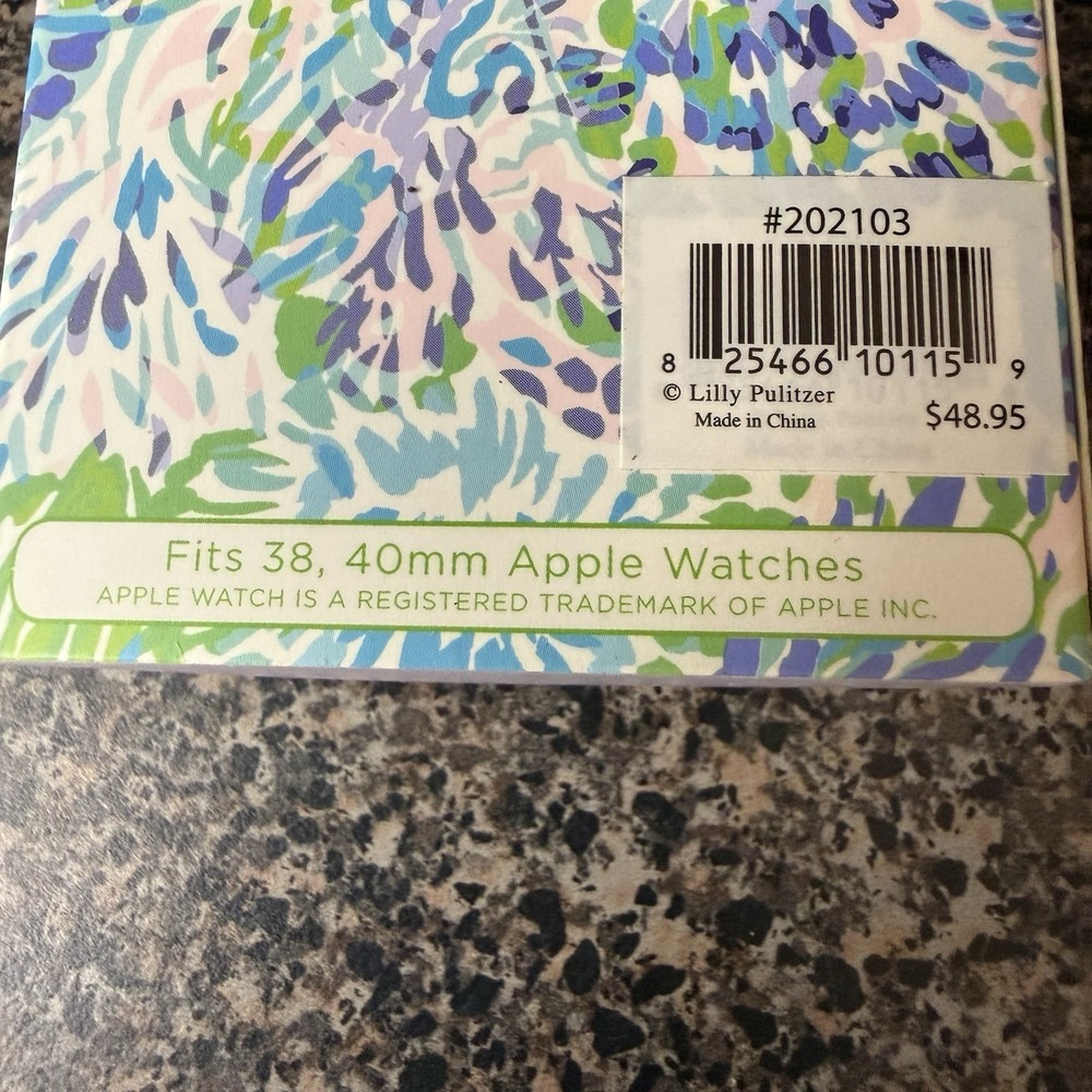 Lilly Pulitzer Leather Apple Watch Strap Band 38mm/40mm Shell Of A Party Multi - Picture 5 of 10
